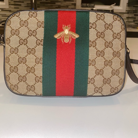 Gucci Handbags - Authentic GUCCI Supreme Monogram Bee Web Camera Bag - NEVER WORN